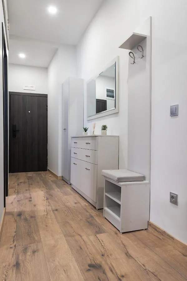 La Luna - High-End 2Bd Flat In The Top Centre By Flat Mаnager Sofia 0*,