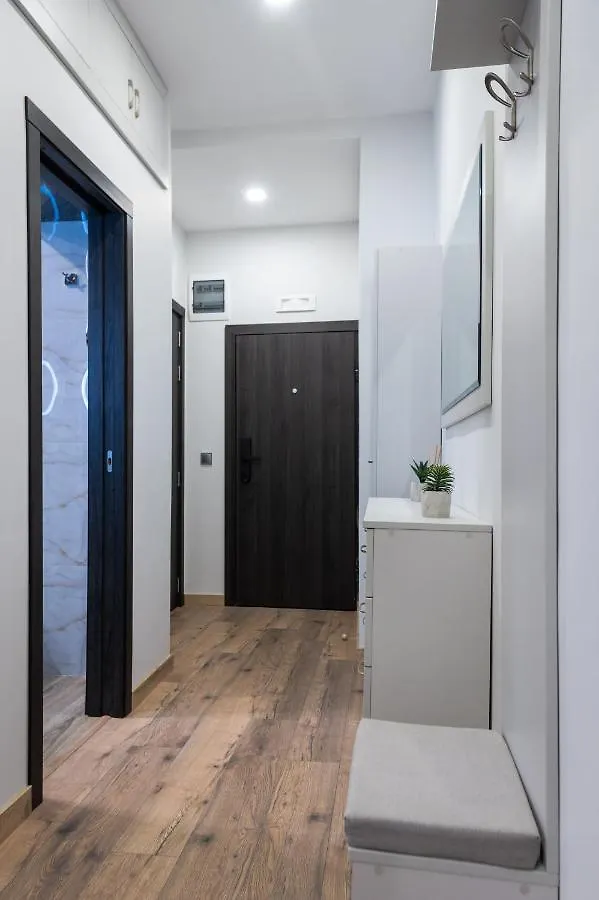 La Luna - High-End 2Bd Flat In The Top Centre By Flat Mаnager Sofia Appartamento